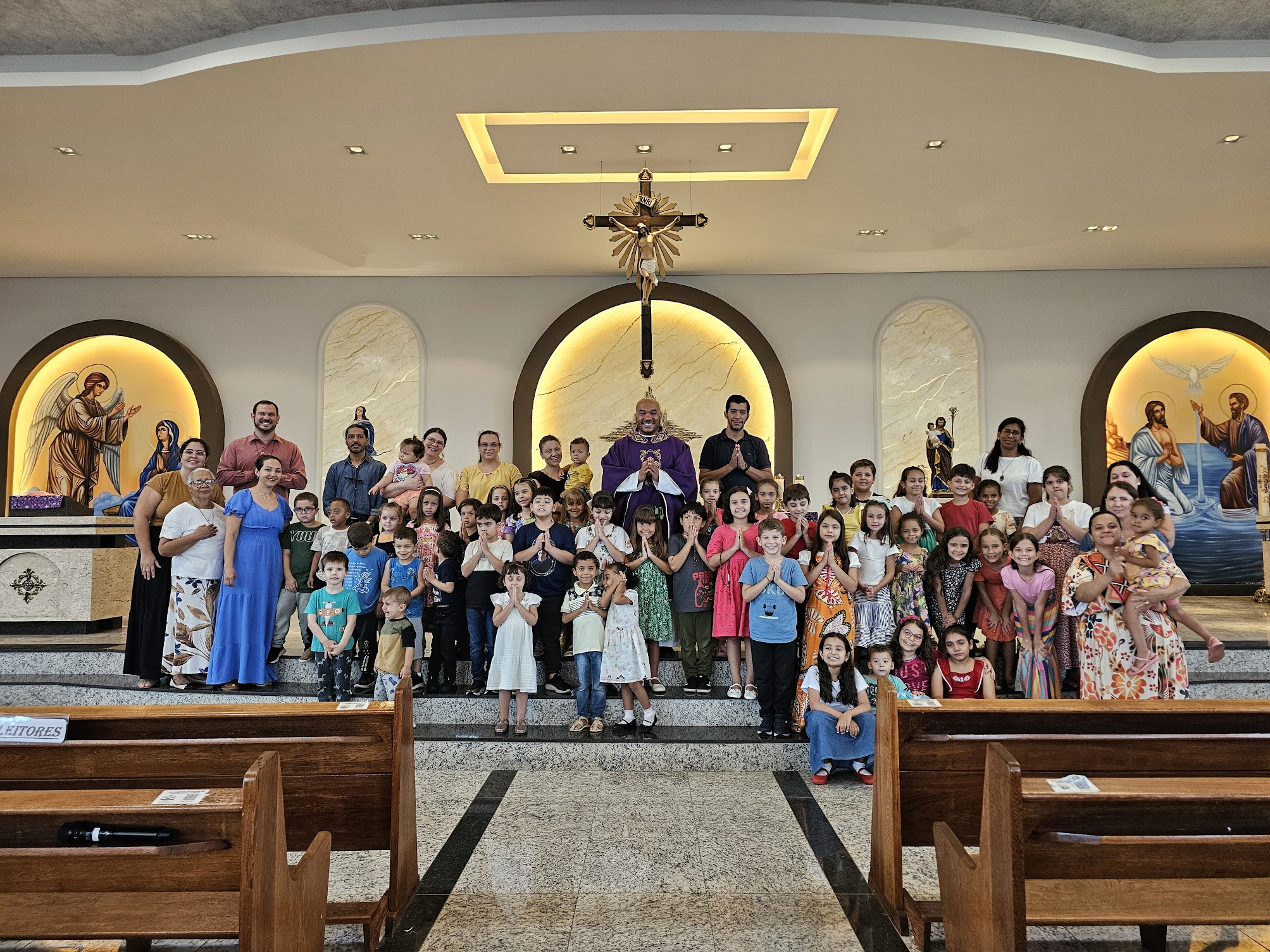 Missa com as crianças do Colégio